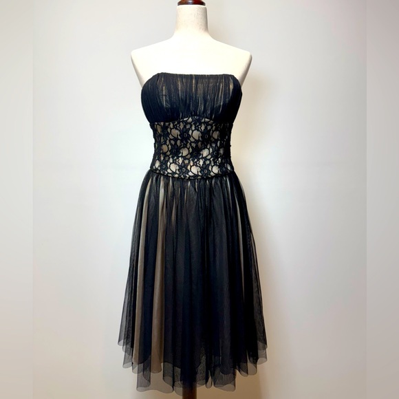 White House Black Market Dresses & Skirts - White House Black Market Dress